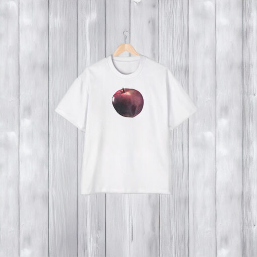 Travis Kelce Apple T-Shirts