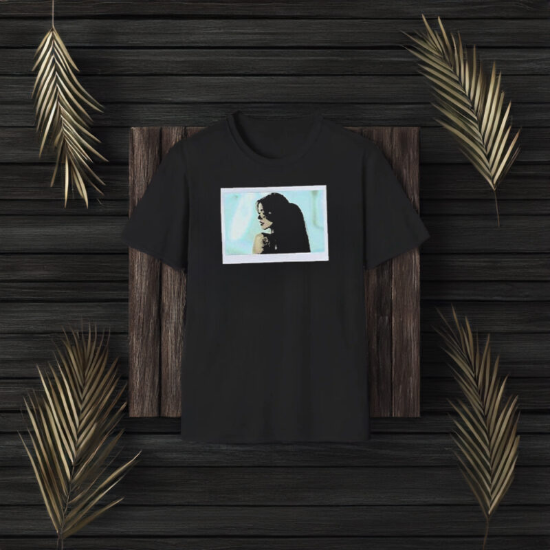 Madison Beer Spinnin Tour Polaroid Photo T-Shirts