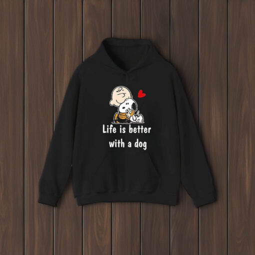 Charlie Brown Hug Snoopy Life Is Better With A Dog T-Shirt1