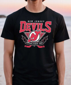 New Jersey Devils Starter Team Logo T-Shirt3