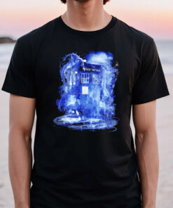 Space And Time Storm Police Public Call Box T-Shirt3